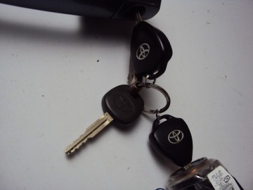 фото thumb №2, Ключ замок зажигания ручка toyota rav-4 iii 05-08