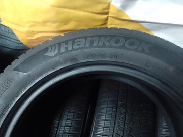 Hankook Winter i*cept evo2 SUV W320A 235/55R18 104 V диск, усиление (XL)