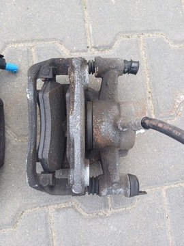 фото thumb №6, Суппорт тормозной зад sprinter 907 910 2.0 cdi 22r