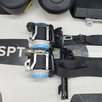 фото thumb №12, Оригінальна консоль середня mercedes-benz a w176