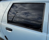 Купити Fiat punto 2 hb 5d 5 двері 99-09 скло дверна праві задній, фото thumb