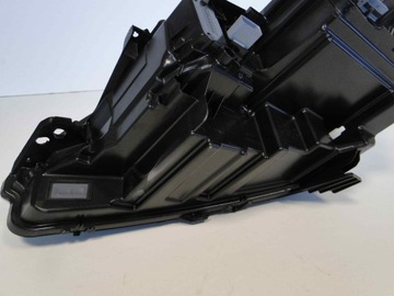 фото thumb №11, Peugeot 3008 лампа права led технологія рестайлінг