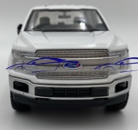 Ford F-150 Lariat Crew Cab 2019 года, масштаб 1:27, Motormax 79363