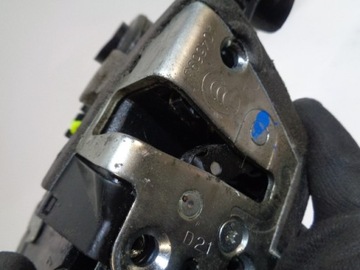 фото thumb №6, Замок правий перед toyota avensis ii t25 06-08