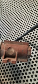 фото thumb №3, Клапан вакуумa citroen pa66gf35