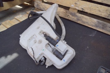 фото thumb №8, Бачок омывателя bmw e92 e93 7157146