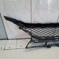 фото thumb №7, Mercedes w212 63 amg решітка бампера середня a2128850424