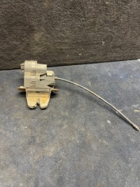 фото thumb №1, Mercedes w203 замок кришки задня a2037400135