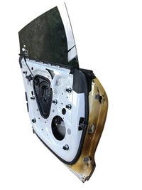 фото thumb №12, Porsche taycan 9j1 2021 левая сторона дверь