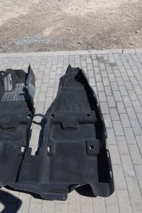 фото thumb №1, Килимок обшивка clio v 749025858r