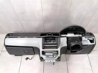 фото thumb №1, Maserati granturismo m145 панель приладів приладова ze шкіра права ручка rhd