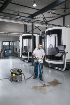 ПРОМЫШЛЕННЫЙ ПЫЛЕСОС KARCHER NT 30/1 tact L