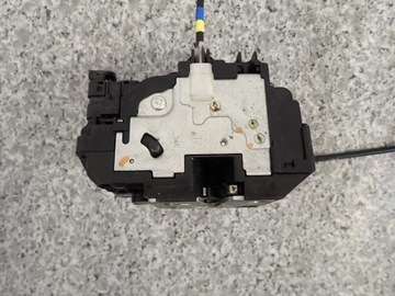 фото thumb №5, Nissan note e11 06-12 замок дверь задний правые