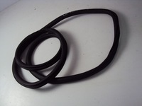 фото thumb №1, Прокладка двері лівий перед fiat 500x 18 rok