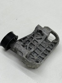 фото thumb №5, Audi q7 4l 3.0 tdi лапи кріплення генератора + ролик