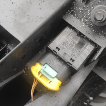 фото thumb №1, Вимикач подушка безпеки vw golf 5 1k0919237a