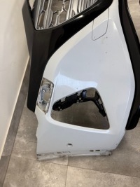 фото thumb №11, Бампер передний audi q8 e-tron basic обычный омыватель 6xpdc решётка радиатора значок