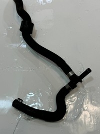 фото thumb №1, Шланг води vw golf vii 5q0122447as