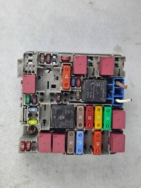 Купити Fiat tipo 2019 рамка / модуль запобіжників, фото thumb