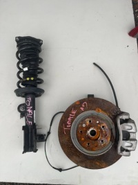 фото thumb №2, Alfa romeo tonale поворотный кулак правая амортизатор 1.3 phev