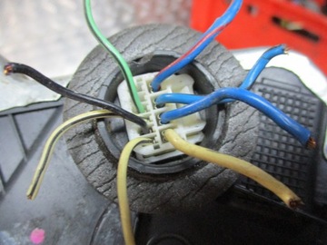 фото thumb №2, Замок лівий перед toyota avensis t25 1.8 vvti