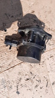 фото thumb №1, Насос vacu renault megane scenic 1.5d 04r