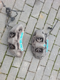 фото thumb №1, Затискачі гальмівні audi a8 d5 q7 4m0615105t 4m0615106t комплект 2 штуки