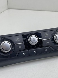 фото thumb №8, Audi a6 c7 панель керування повітропровід кондиціонера