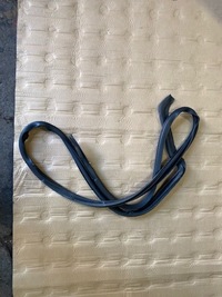 фото thumb №1, Honda hr-v ru ii 15 прокладка дверь правая длинная