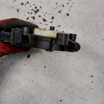 фото thumb №12, Citroen c4 picasso двигунчик скла правий перед 9682495580 400964e