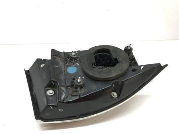 фото thumb №13, Tesla s лампа задняя правая зад 6005921-00-f