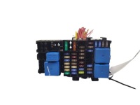 Купить Renault express 2021 рамка / модуль предохранителей, фото thumb