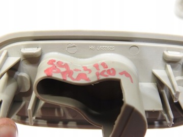 фото thumb №8, Заглушка держателя правая saab 9-3 93 ii