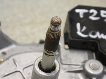 фото thumb №4, Toyota avensis t25 двигунчик двірник зад eu