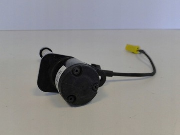 фото thumb №9, Mercedes патрон / заряд піротехнічний капота a1669060002 gls 166 gle 292 ml gl gle