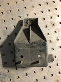 фото thumb №1, Направляющая бампера левый перед master ii 7700352114