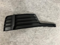 фото thumb №1, Audi оригинальный номер 8v3807682m решётка вентиляционная, бампер