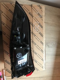 фото thumb №7, Toyota corolla e21 sedan лампа правая задняя задняя 81551-02d11