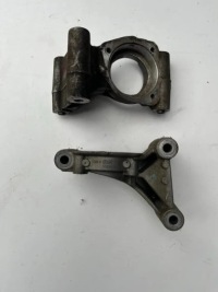 фото thumb №2, Alfa romeo giulietta кронштейн опора полуось 2.0 jtd