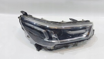 фото thumb №1, Лампа перед праві права toyota hilux viii 21r рестайлінг eur led