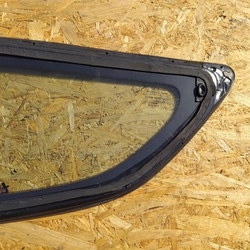 фото thumb №4, Toyota avensis t27 стекло кузовная левый зад задняя хром универсал