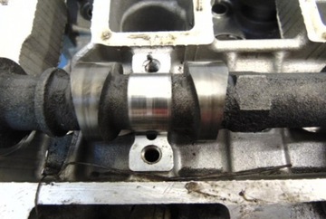 фото thumb №8, Ford mondeo mk31.8 16v головка двигуна 1s7g6090a2