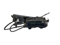 фото thumb №1, Тормоз электрический ручной 8200343471 renault scenic ii 1.9 dci