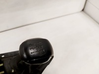 фото thumb №7, Peugeot 208 1.0 b выборщик домкрат переключения передач