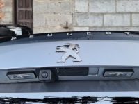 фото thumb №2, Peugeot 2008 ii gt-line накладка крышки задняя + камера