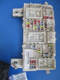 фото thumb №5, Коробка предохранителей 7m5t-14a073-bd 8m5t14k733