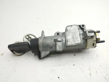фото thumb №6, Audi a4 s4 b5 8d 1997 замок зажигания