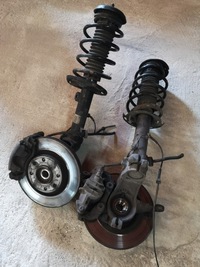 фото thumb №1, Citroen c3 iii 1.2 benz поворотний кулак права