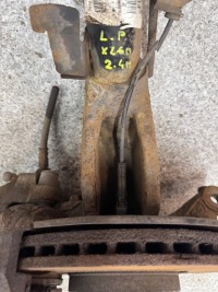 Амортизационная стойка поворотный кулак левое  перед volvo xc60 1 2008-2017 31277626 2.4 2.0 Цена, фото thumb