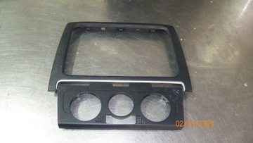 фото thumb №1, Рамка радио vw polo 6r 1.6 tdi 6r0858069e